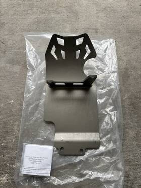 Gyt-5b634-00-al Gytr Yamaha Ttr110 Skid Plate Glide 08-26