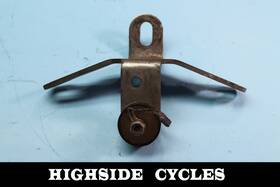 16242-90 Harley-davidson 1433 89 Softail Isolator Engine Motor Mount Bracket