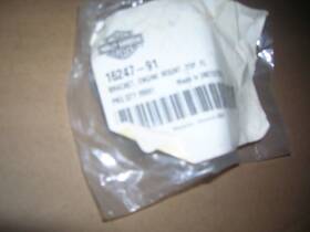 16247-91 Harley Davidson Nos Softail Fxst Flst Top Motor Mount Bracket Oem