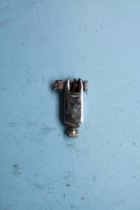 49178-02 Harley-davidson 1448 03 Dyna Left Passenger Footpeg Upright Bracket Foot