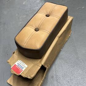Harley-davidson 52587-80 Nos Oem 2-tone Brown Tan Rear Seat Sissy Bar Pad Backrest 9 7/8 Inch