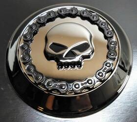 61100032 Harley Davidson Skull And Chain Fuel Cap Trim Smokey Chome