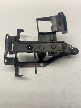 50320-maj-g00 Honda 2003 St1100 St 1100p Battery Tray Box Holder