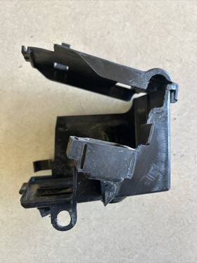 Honda 50320-mfr-770 2013 Fury Vt1300cx Battery Tray Box Holder