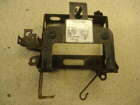 50320-mg8-000 Honda 85-86 Shadow Vt1100 Battery Box Tray Cage Holder Vt 1100 Oem 1985 1986