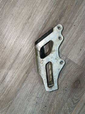 52147-men-j00 Honda 2007 Crf 450r Swing Arm Chain Guide Guard