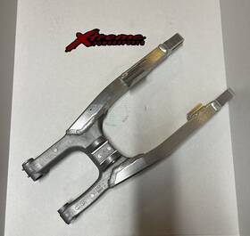 52200-kse-n40 Honda Oem Swingarm Sub Assy. Rr. For 18-25 Crf150rb Part Number