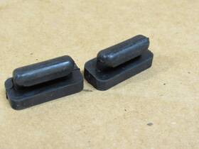 83601-425-870 Honda Cb750k 1980-82 Cb750c Cb750l Side Cover Hook Rubber Qty 2