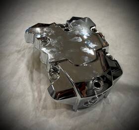 5141992-156 Indian Motorcycle Challenger Front Valve Cover Chrome