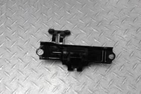 11053-0934 Kawasaki 2005 Ninja Zx10r Zx1000c Front Gas Tank Bracket Mount 11053-0934 Kawasaki 2005 Ninja Zx10r Zx1000c Front Gas Tank Bracket Mount