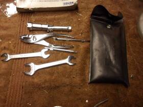 56008-006 Kawasaki Kl600 Vn800 Kz1000 Zg1000 Kz1100 Zx1100 Zx1400 Vn1500 Tools And Bag