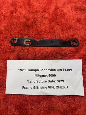 83-7467 Lfh 1973 Triumph Bonneville 750 T140 Engine Head Steady Bracket