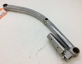 41610-38a10 Suzuki Used Oem Right Grab Bar Fender Stay Intruder Vs-700glf 1986