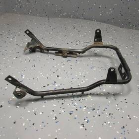 43980-17e14 Suzuki Rear Grip/tie Hook Bracket Fairing Support 93-95 Gsxr750 Gsxr750w 92-93 Gsxr600