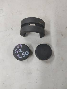 09329-10007 Suzuki 44541-03f00 2007 Gas Fuel Tank Dampers Rubber /