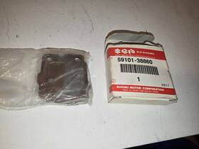 59101-38860 Suzuki 2002-2009 Ozark Pad And Shim Set New Oem