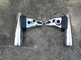 97-4557 Triumph 750 Fork Ears Or Top Covers Trident 1973 1974 T150v 091023