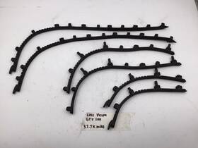 656648 Vespa Original Oe Gts Gtv Gt 200 250 300 Rubber Floor Strip Kit