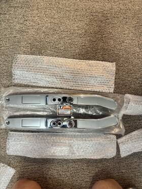 50-1064 Wyatt Gatling Harley Replica Rear Fender Strut Set Chrome Fits 1982-1986 Fxr 1983-1991 Fxrt