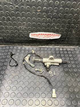 14b-23490-10-00 Yamaha 2012 09-14 Yzf-r1 Yzf R1 Steering Damper Stabilizer Handlebar Mount