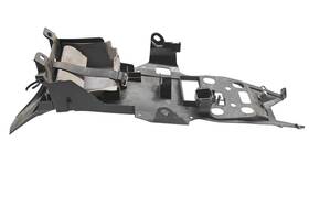 1wd-f1611-01-00 Yamaha 16 Yfz-r3 Rear Fender Battery Tray Undertail Cover