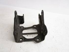 22u-21317-00-00 Yamaha 83 Xv 500 Virago Front Motor Mount Stay