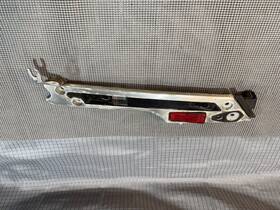 26h-21613-00-00 Yamaha 1983 Venture Royale Xvz1200d Right Rear Passenger Fender Grab Rail
