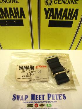 2k5-24173-00 Yamaha Vintage Yz50 Yz100 It125 Nos Oem Tank Fitting Band #