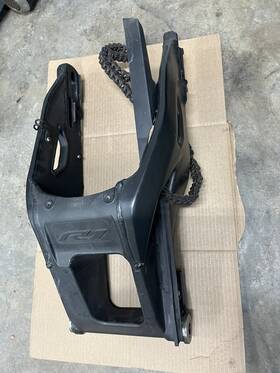 36363 Yamaha 2020 - 2024 Yzf R1 R1m Rear Swing Arm Back Suspension Shock Oem S9