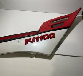 36y-y2172-01-1x Yamaha 1985 Fj1100 Right Side Cover Frame Panel Ytp128