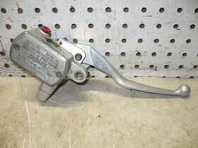 3d8-25870-11-00 Yamaha Xvs1100 Vstar 01 09 Front Brake Master Cylinder Lever Oem