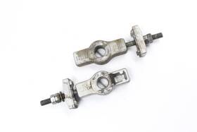 3ls-25388-00-00 Yamaha 1996 Virago 250 Oem Swingarm Chain Tensioner Adjustment Brackets