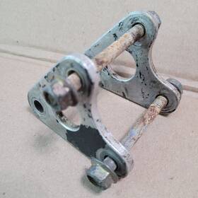 3r3-21415-00-00 Yamaha Motor Mount Brackets Plates And Bolts 1980 Yz125g 1981 It175 #2