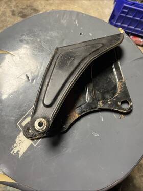 438-22311-02-33 Yamaha 1975 Dt400 Chain Guard