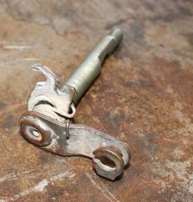 5be-16381-00-00 Yamaha 1998 Yz400f Clutch Arm Shaft Push Lever Comp