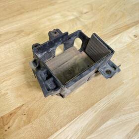 5hp-2177g-00-00 Yamaha 2003 - 2007 Ttr125e Ttr 125 Le Oem Battery Tray Box