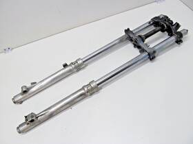 Yamaha 5x8-23102-l0-00 82 83 It175 Oem Front Forks Suspension With Triple Tree Clamps
