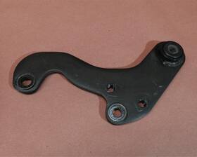 B7n-21445-00-00 Yamaha 2021-2023 Mt09 Mt-09 Side Stand And Exhaust Hanger Bracket