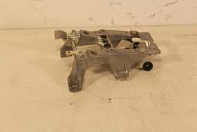 Beb-2471a-00-00 Yamaha New Oem R7 Yzf-r7 Seat Stay