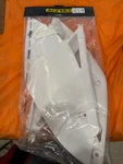 Acerbis Side Panels White 2141730002 Fits Kawasaki KX250F 4-STROKE/KX450F #2042. Fixed Price $39.99.