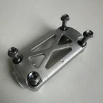 Suzuki 400SM 2010 Top Triple Tree Handlebar Clamp 56211-29FA0. Fixed Price $56.64.