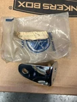 Nos Yamaha 1970-1971 HS1 CS3 Flasher Stay Left Side 287-83318-00-00. Fixed Price $17.00.
